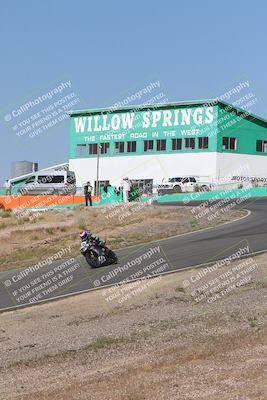 media/Apr-20-2025-AHRMA (Sun) [[393a79c373]]/Race/Group 11 early race/Turn 4b/